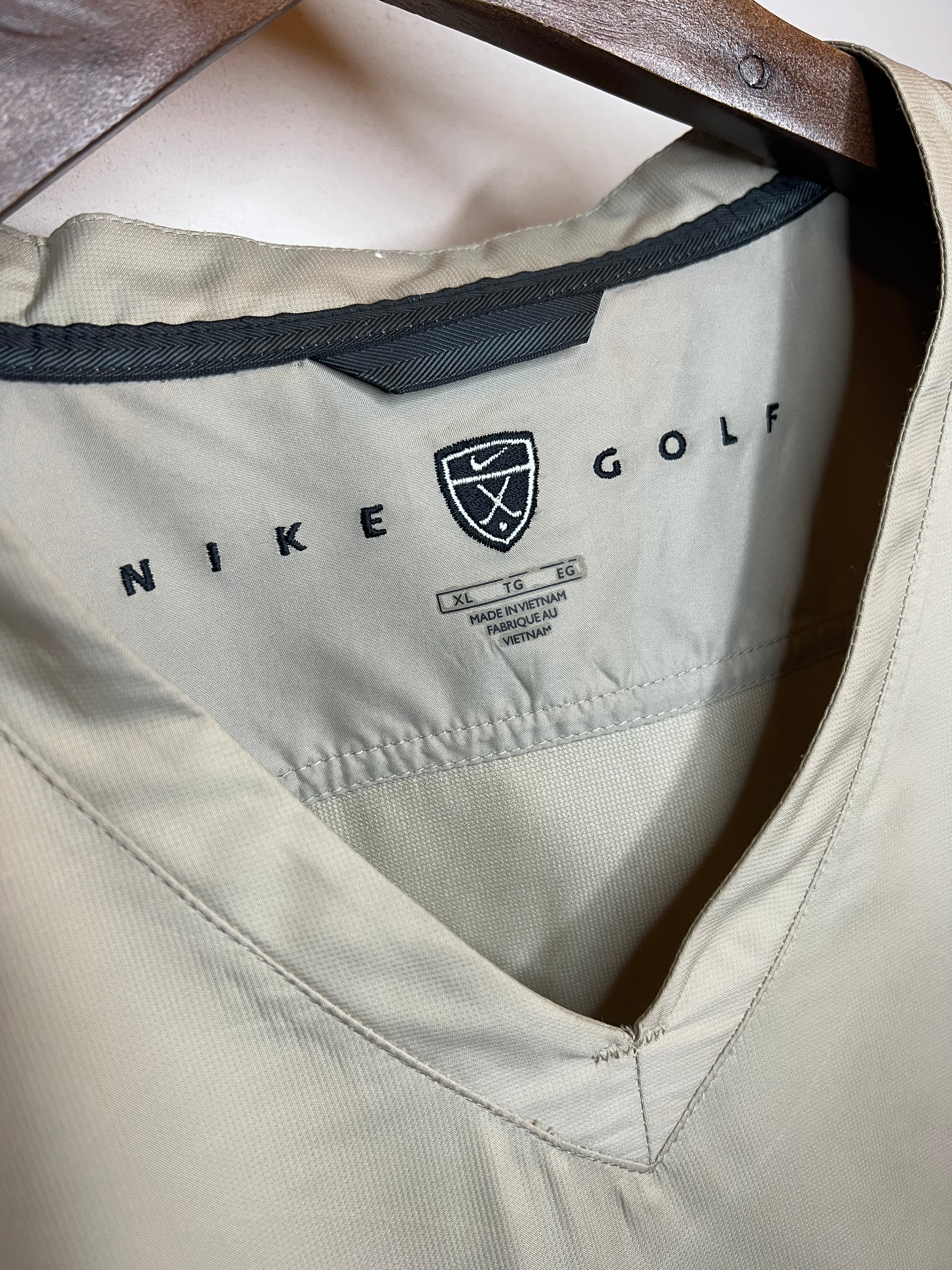Nike Golf windbreaker vest (XL)