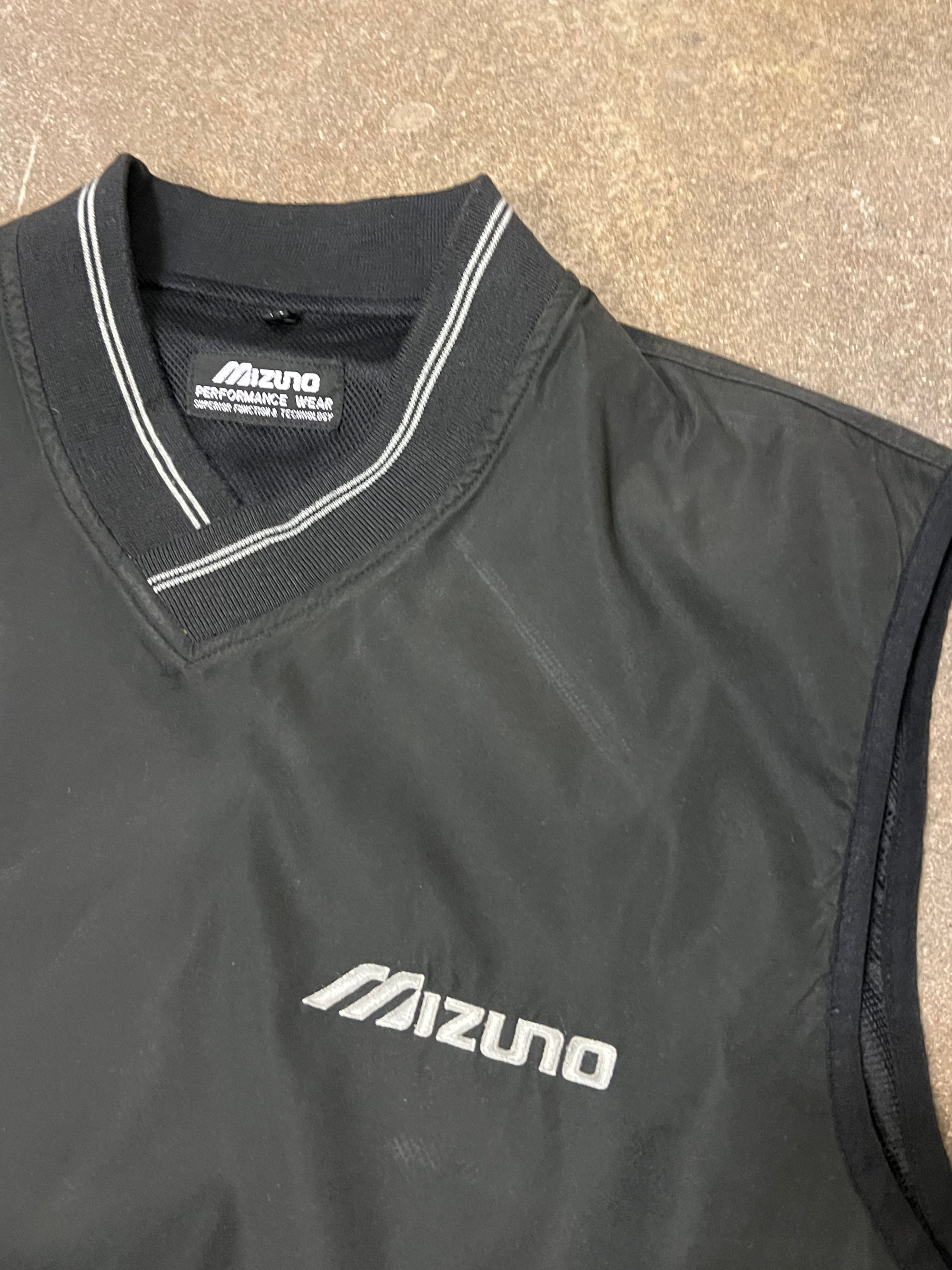 Mizuno vest - Black