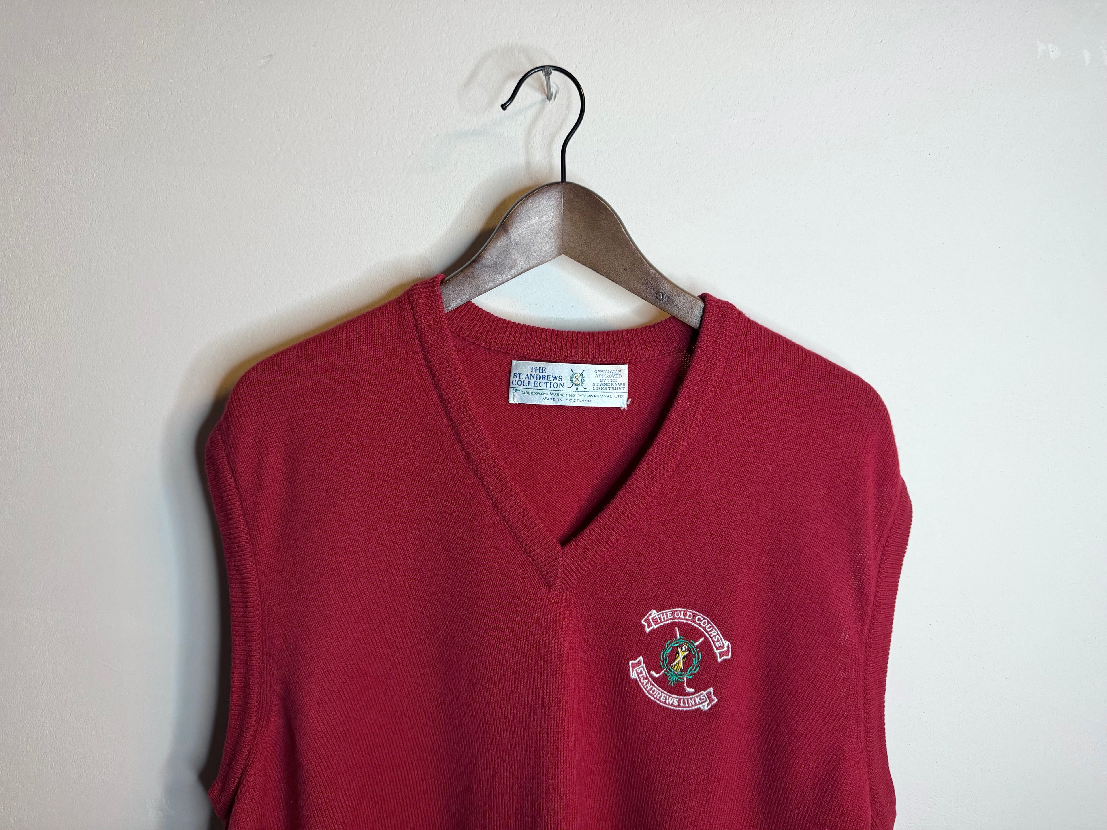 St Andrews Old Course knitted slipover - Red (XL/XXL)
